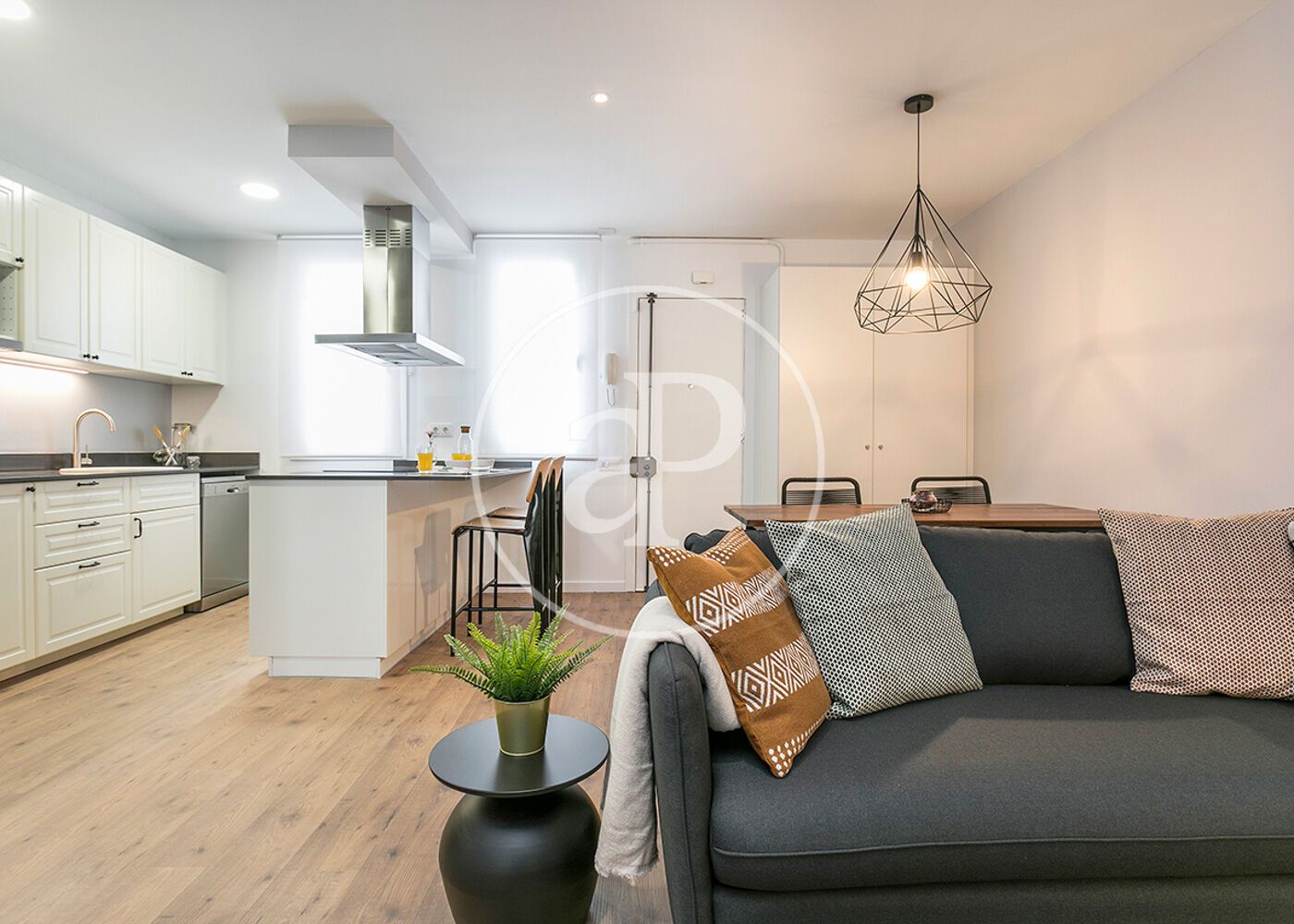 Sala de estar de Piso en venta en  Barcelona Capital con Aire acondicionado, Calefacción y Amueblado