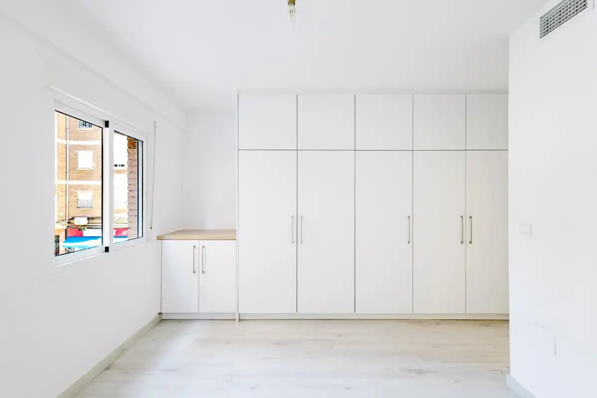 Habitación de Piso en venta en Málaga con Calefacción, Terraza y Balcón