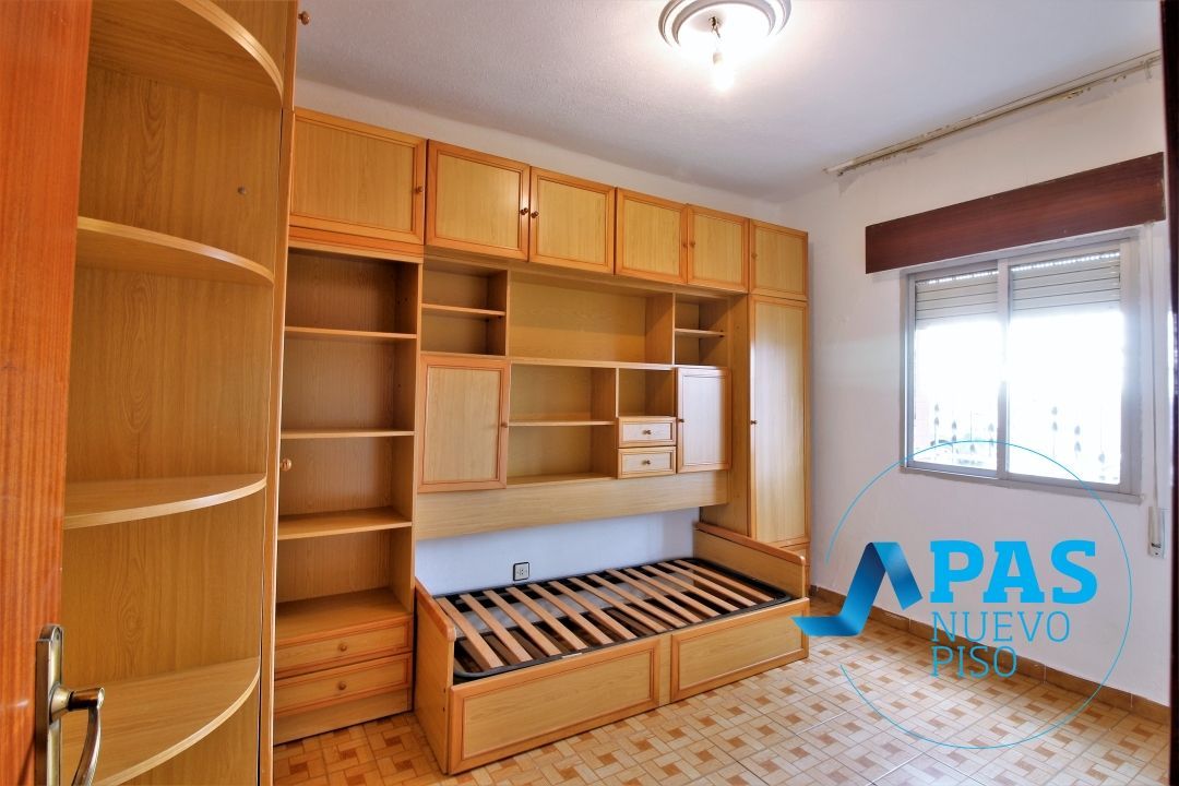 Bedroom of Flat for sale in Santander