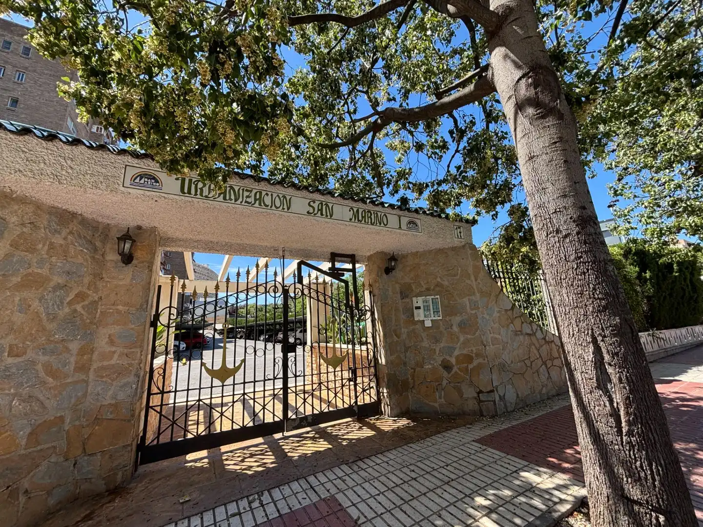 Wohnung zum Verkauf in Alicante / Alacant mit Klimaanlage, Heizung und Gemeinschaftspool