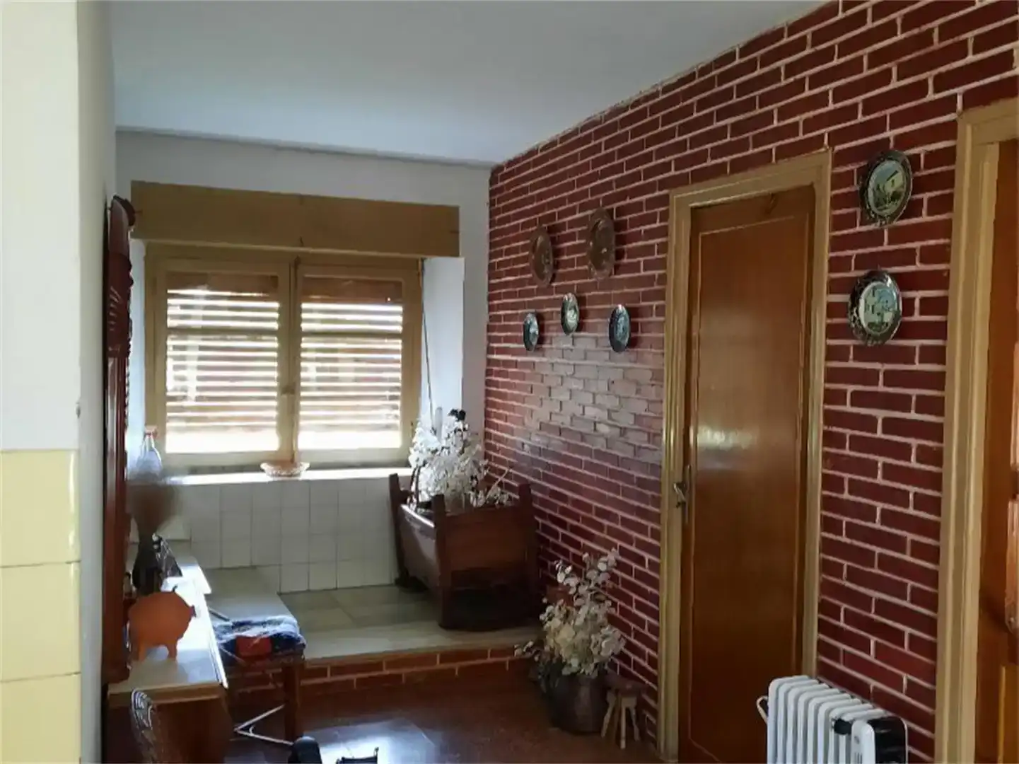 Casa adosada en venda en La Ercina  amb Jardí privat i Moblat