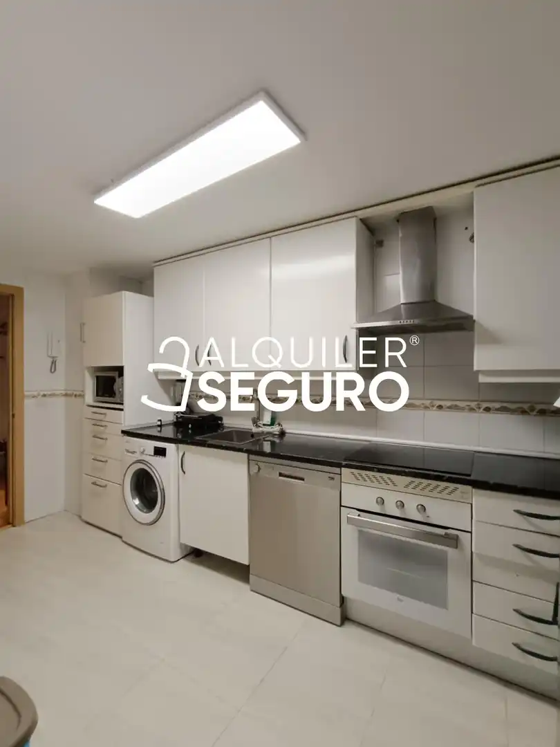 Piso con ascensor en alquiler en del Universo, imagen 33