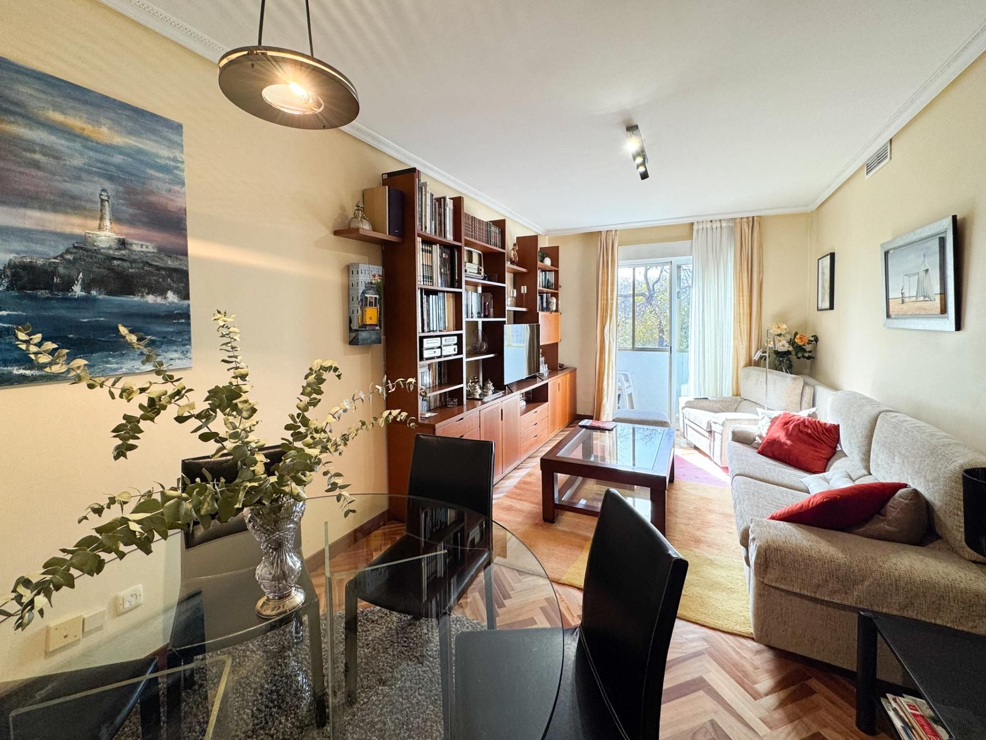 Pis en venda a  ARRIAGA, Ventas, Ciudad Lineal