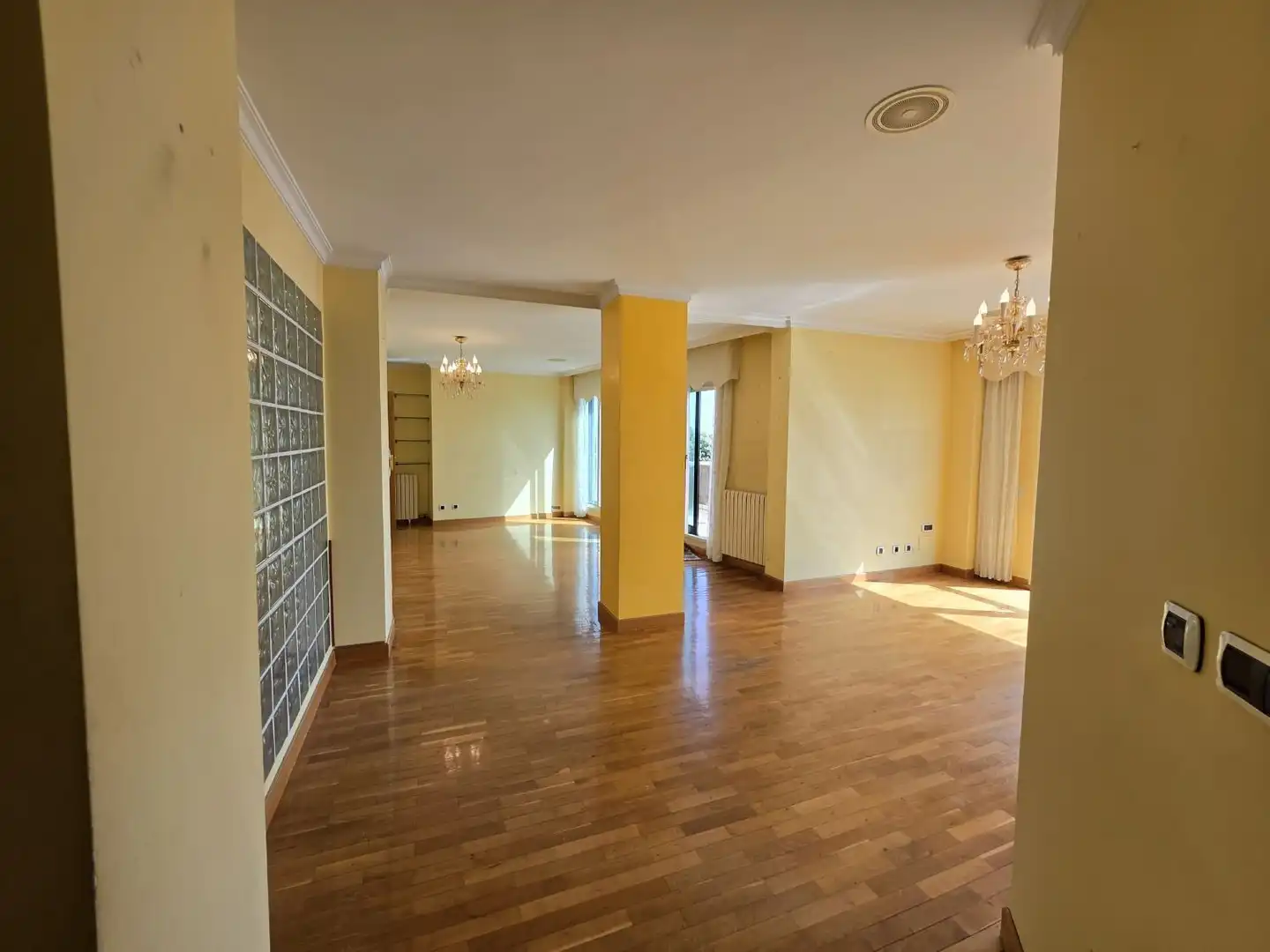 Comedor de Piso en venta en A Coruña Capital  con Calefacción, Terraza y Trastero