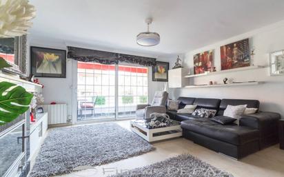 Living room of Attic for sale in Castelldefels  with Heating and Terrace