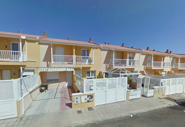 Casa adosada en Venta en El Matorral