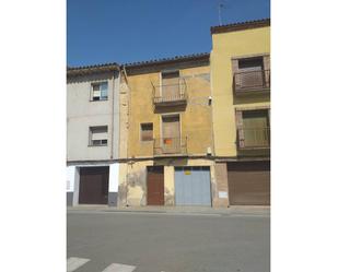 Vista exterior de Casa o xalet en venda en Monzón amb Jardí privat i Terrassa