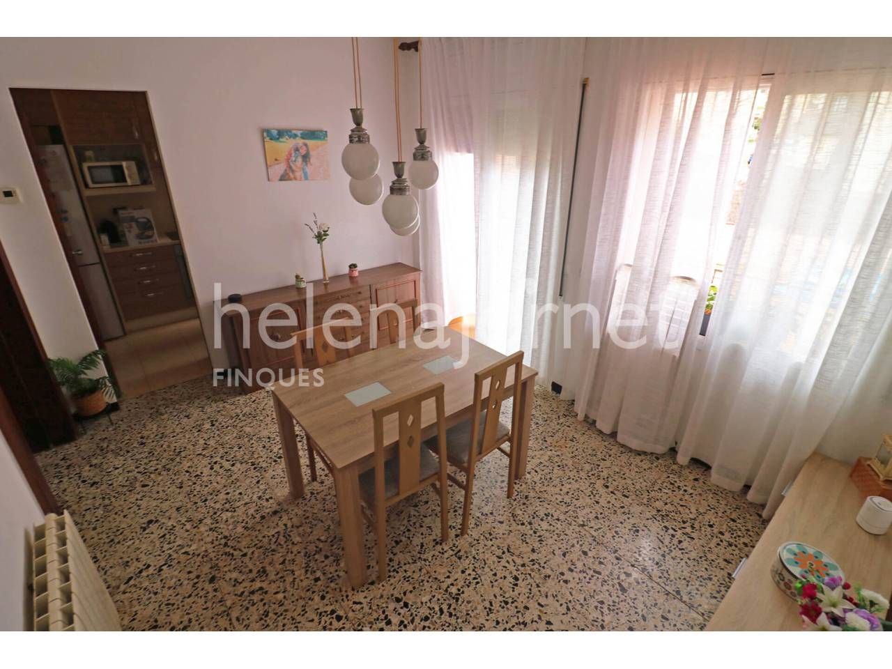 Menjador de Casa adosada en venda en Sant Feliu de Guíxols amb Calefacció, Terrassa i Alarma