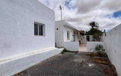 Vista exterior de Casa o xalet en venda en Antigua amb Jardí privat i Terrassa