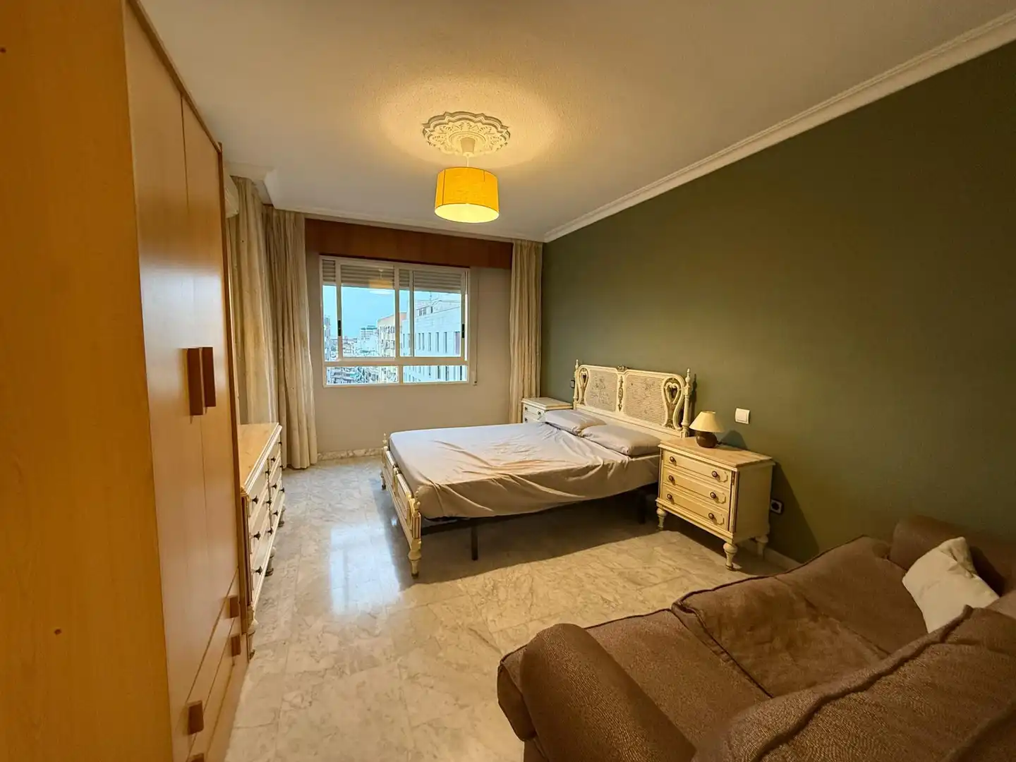 Habitación de Piso de alquiler en Alicante / Alacant con Aire acondicionado, Calefacción y Terraza