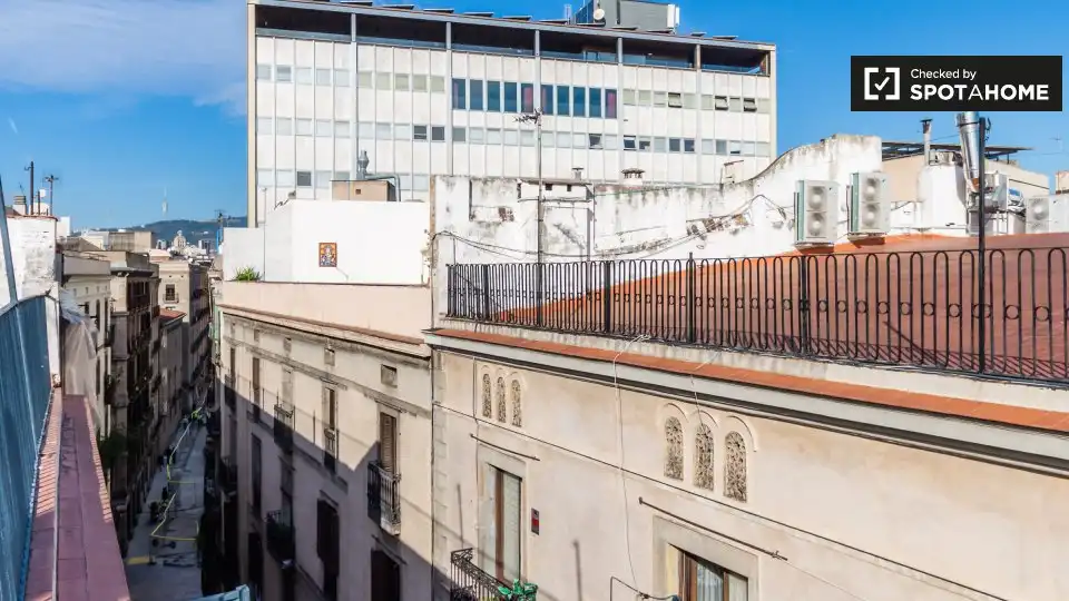 Flat with terrace to rent in Ciutat Vella, imagen 13