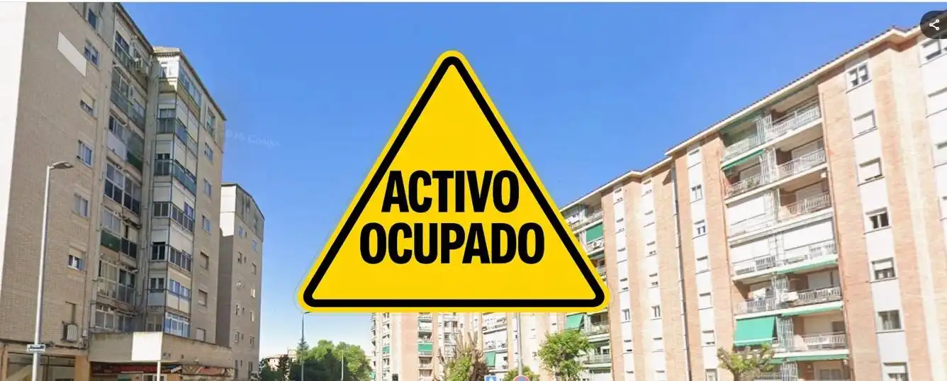 Vista exterior de Piso en venta en Guadalajara