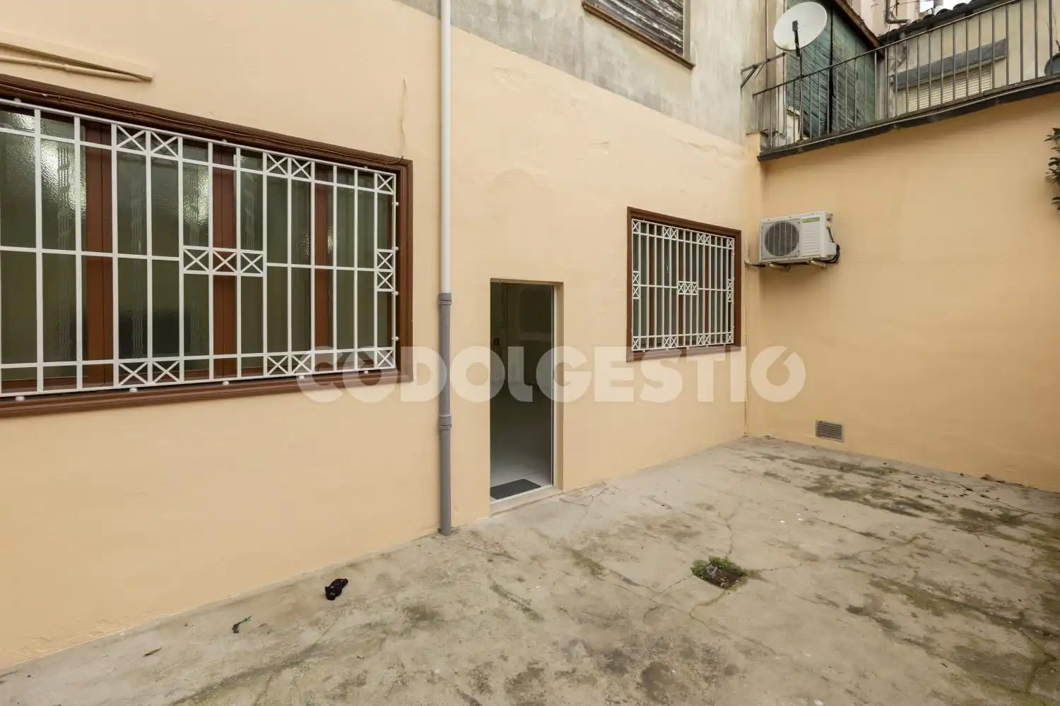Local comercial en venda a Pont, imagen 15