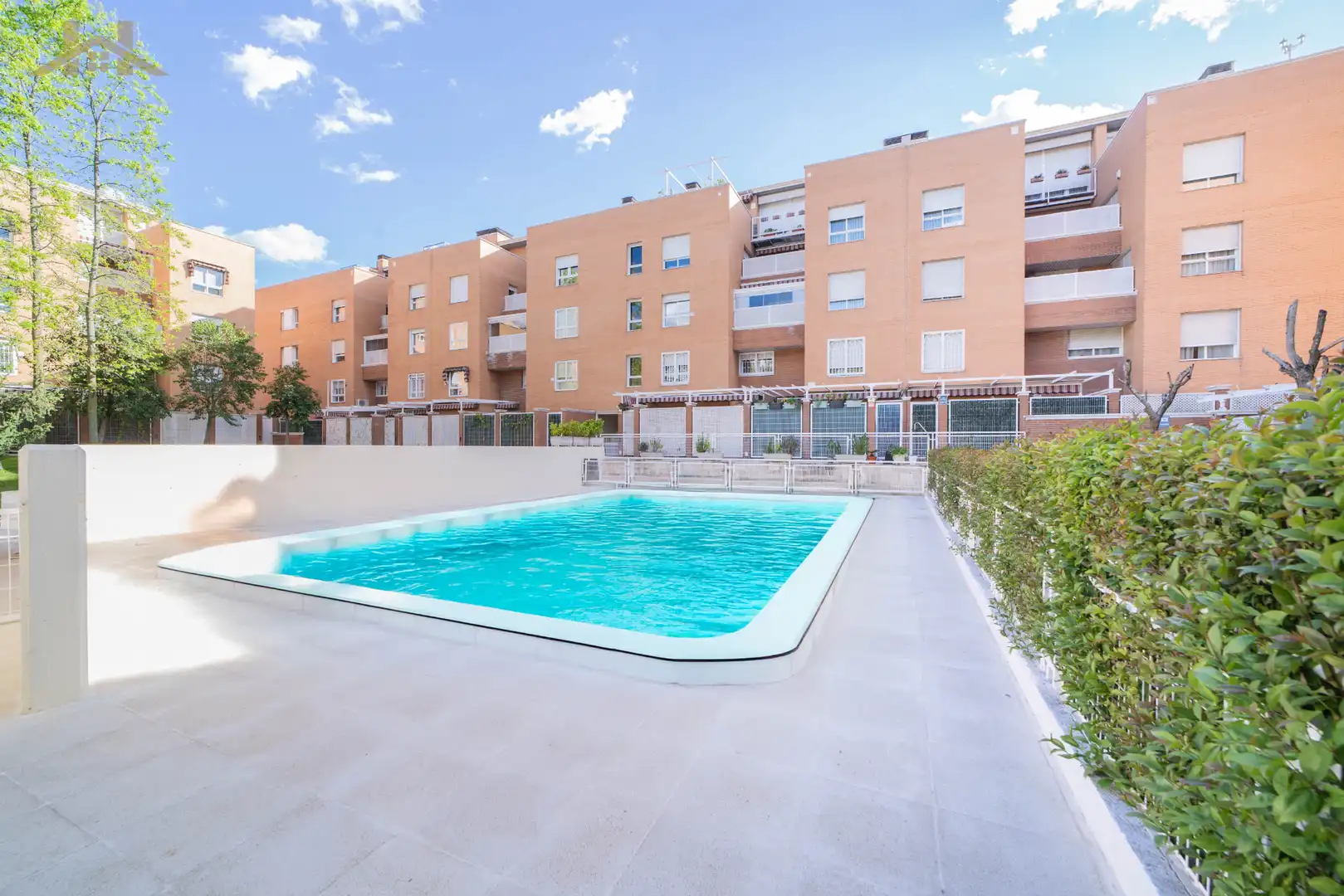 Piscina de Piso en venta en Alcorcón con Aire acondicionado, Calefacción y Parquet