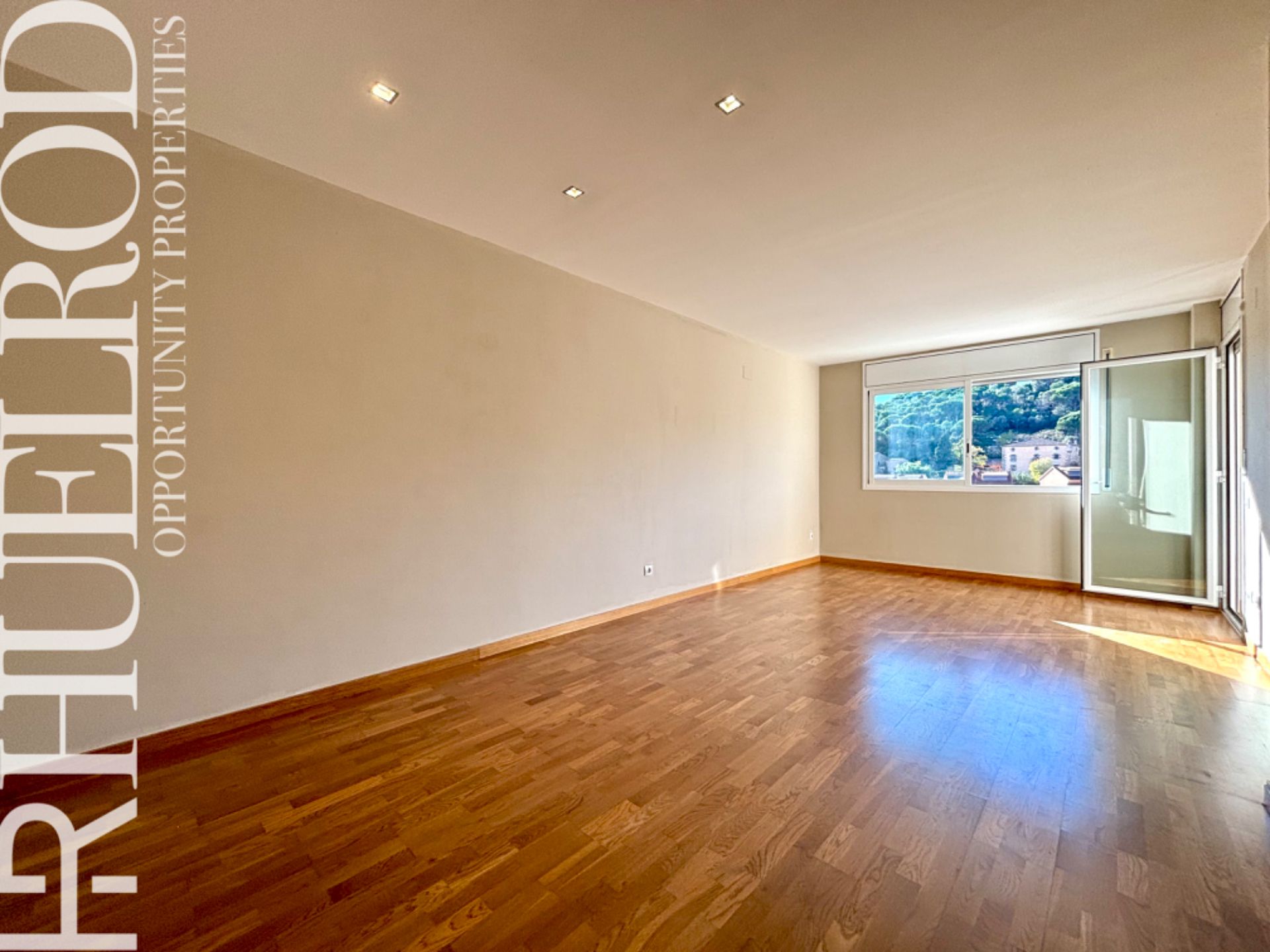 Dormitori de Pis en venda en Sant Andreu de Llavaneres amb Aire condicionat, Calefacció i Jardí privat