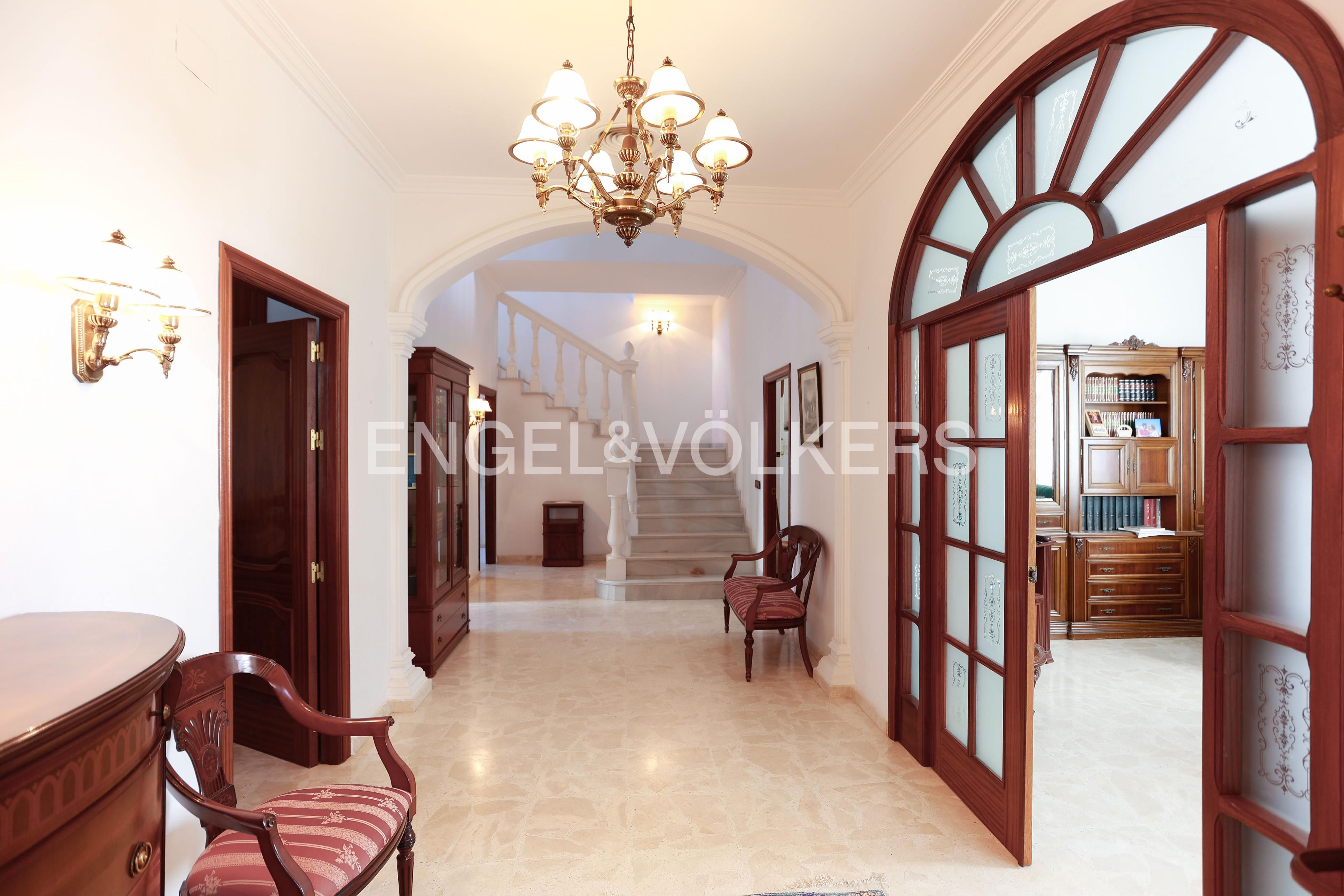 Casa o xalet en venda en Los Palacios y Villafranca amb Aire condicionat, Calefacció i Jardí privat