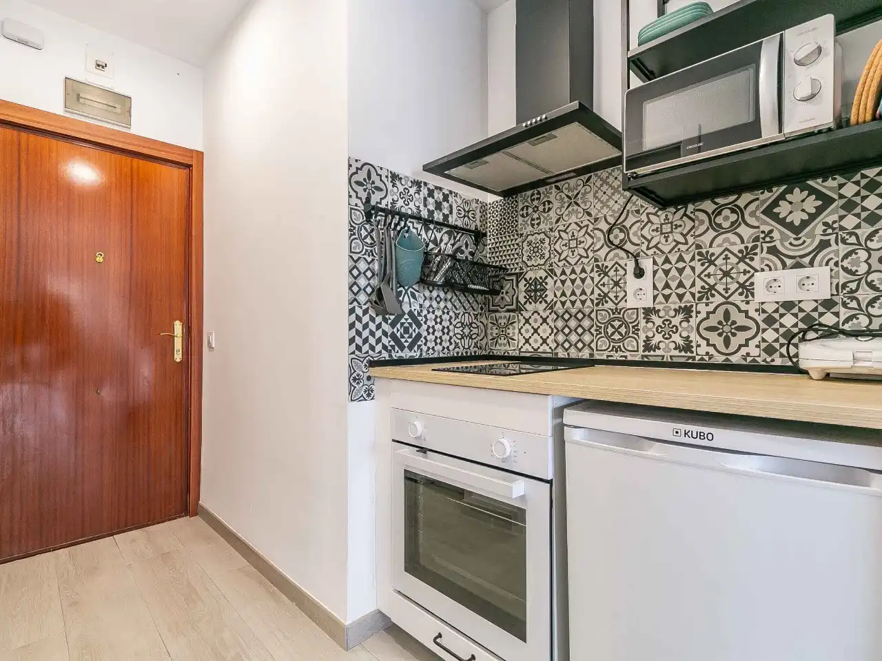 Cocina de Piso de alquiler en Torremolinos con Aire acondicionado y Balcón