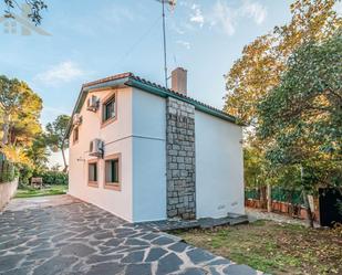 Garten von Haus oder Chalet miete in Sevilla la Nueva mit Klimaanlage, Privatgarten und Haustiere erlaubt