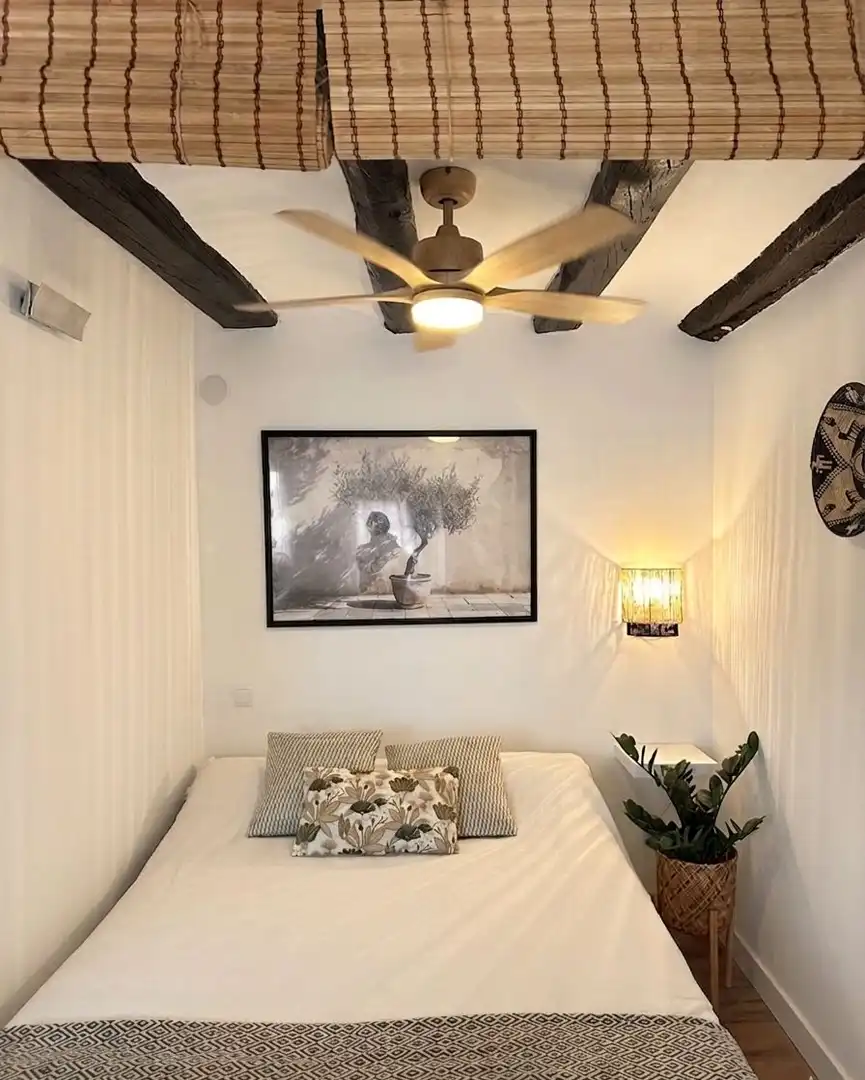 Living room of Study for sale in Barcelona  with Heating, Furnished and Microwave