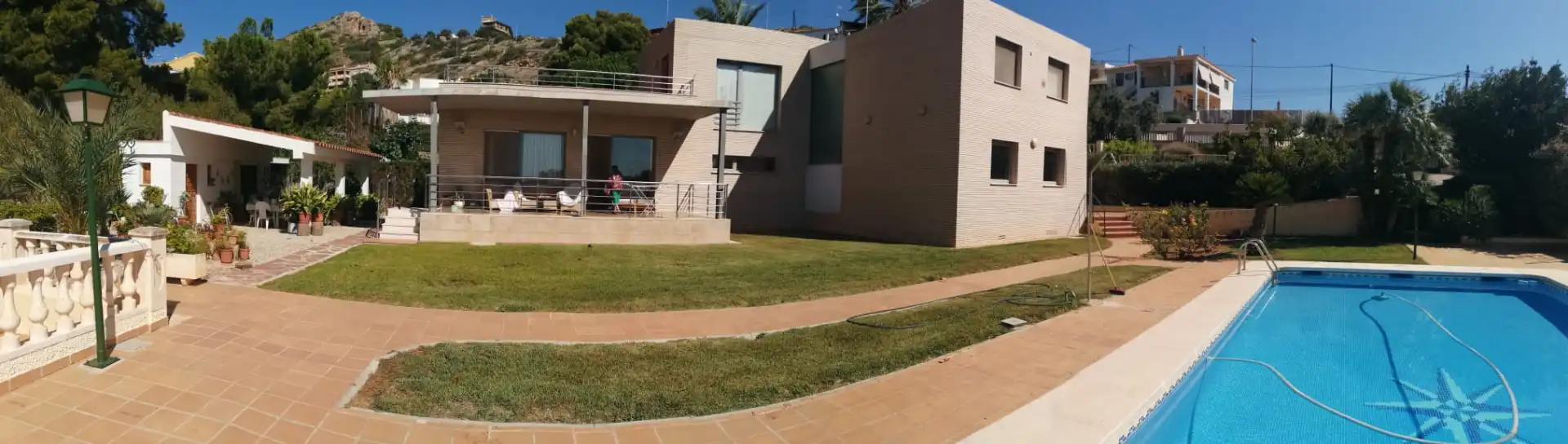 Vista exterior de Casa o chalet en venta en Castellón de la Plana / Castelló de la Plana con Calefacción, Jardín privado y Terraza