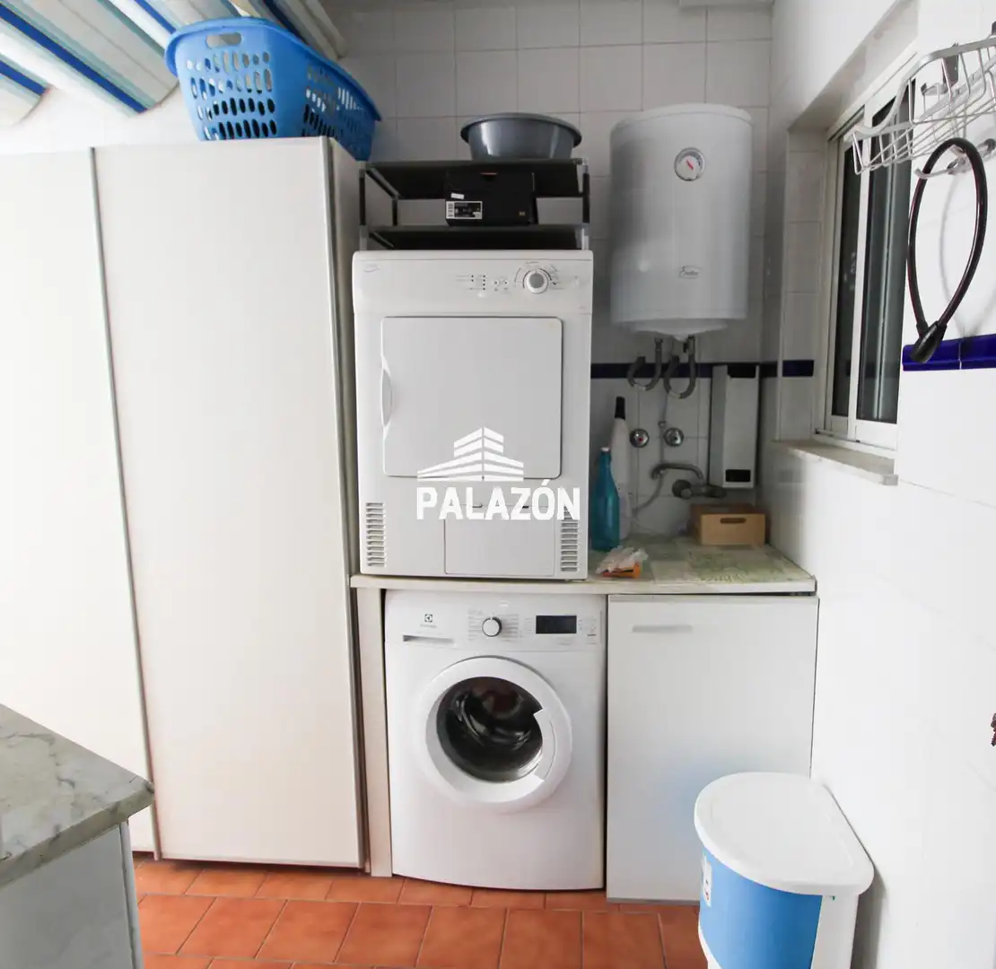 Terrassa de Pis de lloguer en Catral amb Aire condicionat i Moblat