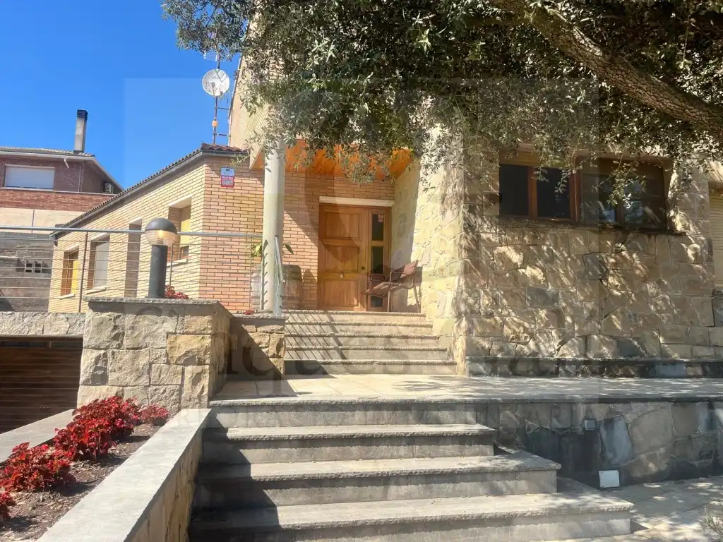 House with terrace for sale in Castellnou de Bages, imagen 3