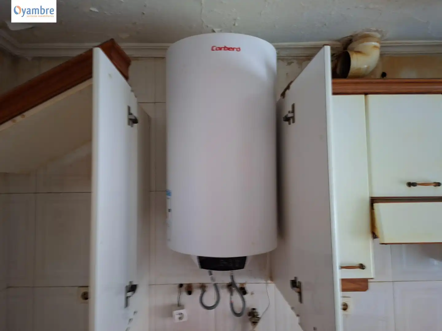 Kitchen of Flat for sale in Gijón 