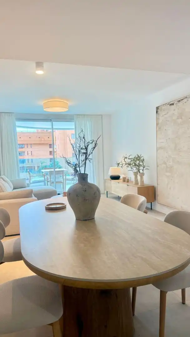 Apartamento con piscina en venta en Martínez Catena, imagen 10