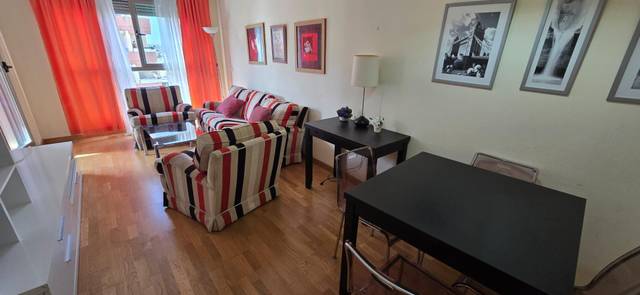 Apartamento en Venta en Martín Carpena - Torre del Río