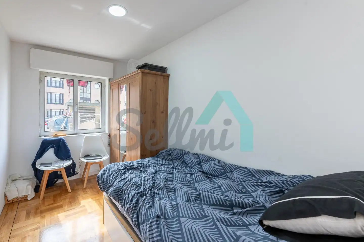 Habitación de Planta baja en venta en Avilés con Calefacción, Parquet y Trastero