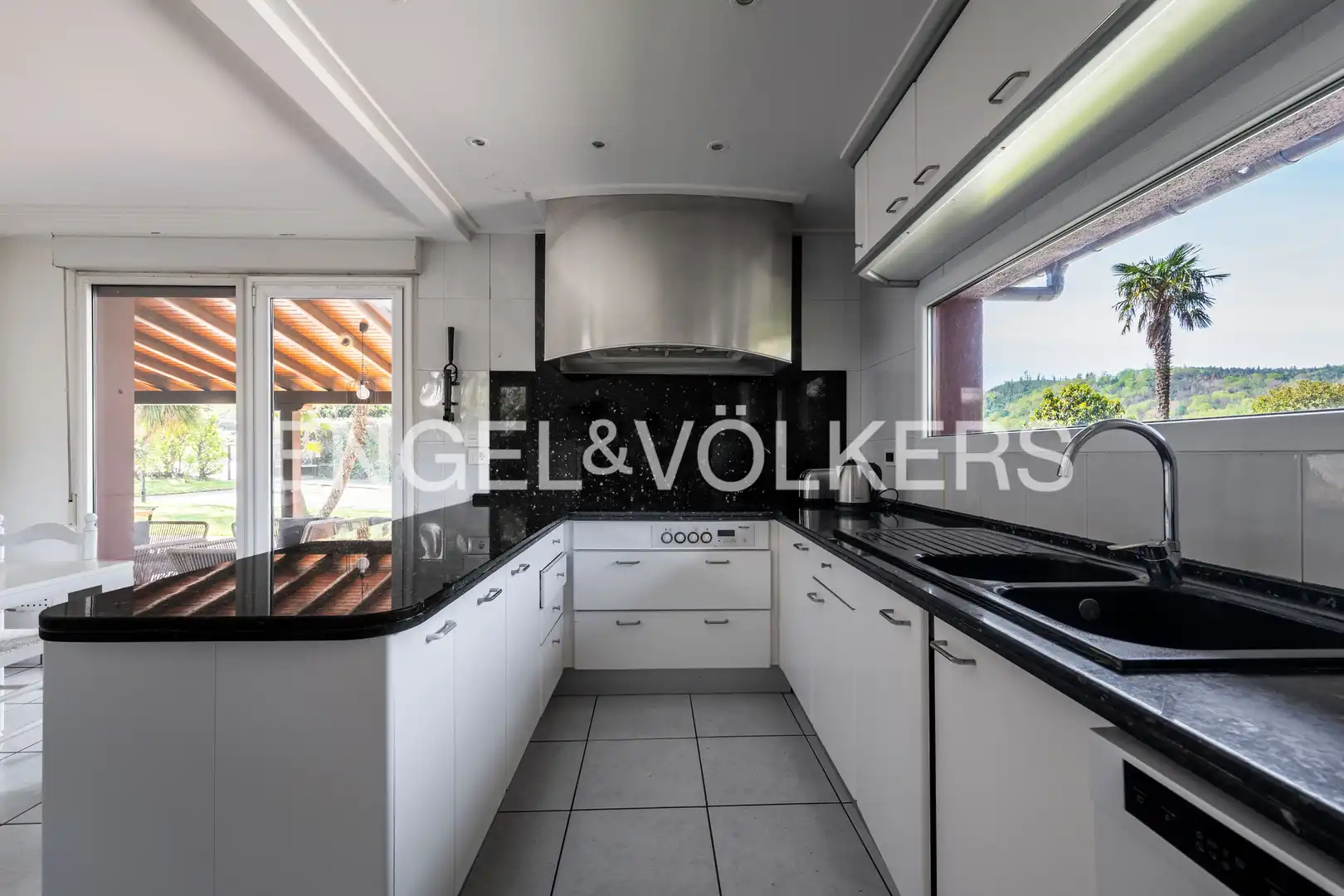 Cocina de Casa o chalet de alquiler en Usurbil con Calefacción, Jardín privado y Piscina