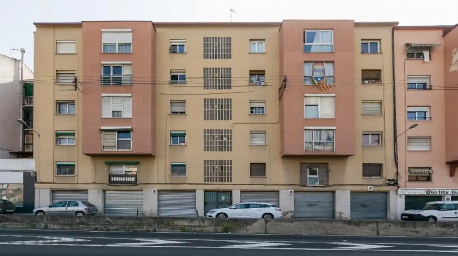 Vista exterior de Pis en venda en Rubí