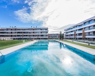Swimming pool of Flat for sale in La Moraleja  with Air Conditioner, Heating and Private garden