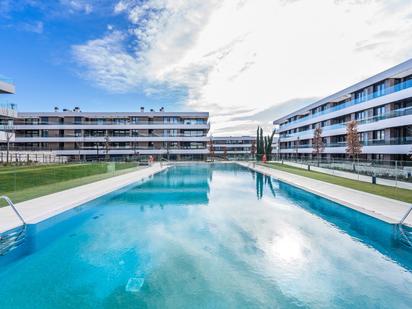 Swimming pool of Flat for sale in La Moraleja  with Air Conditioner, Heating and Private garden