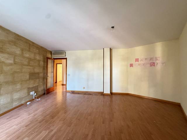 Piso en Venta en Plaça de Toros