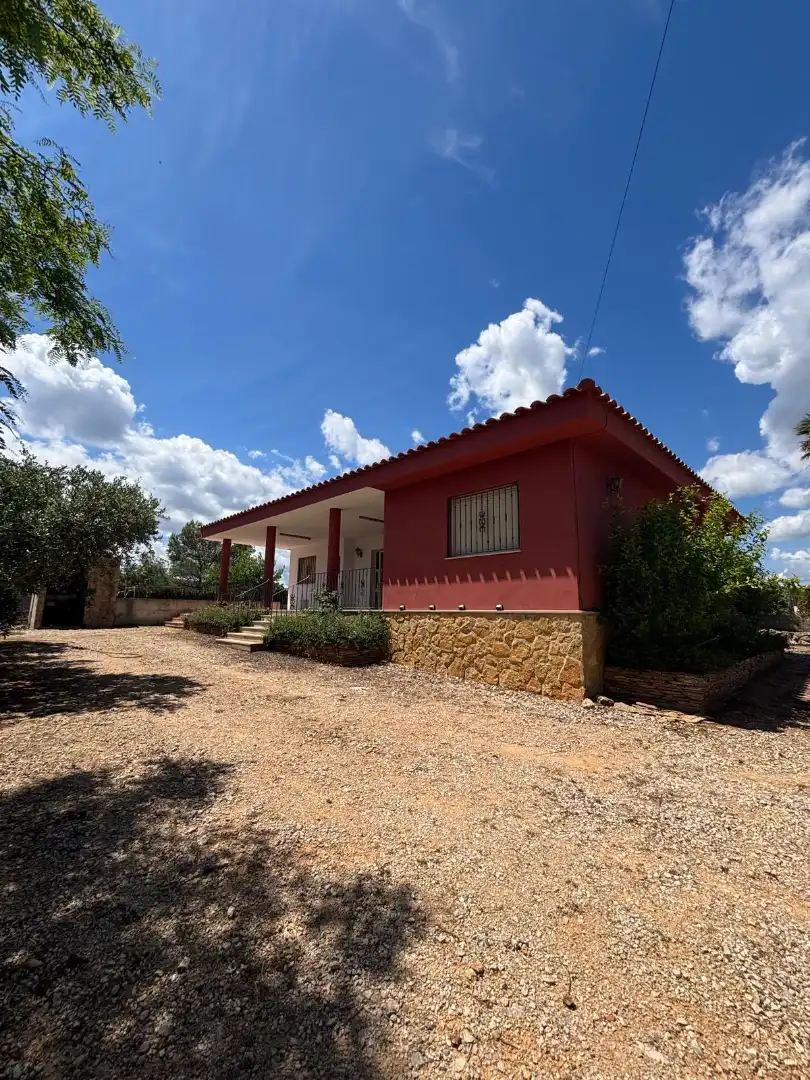 Vista exterior de Casa o chalet en venta en Catadau con Aire acondicionado, Jardín privado y Terraza