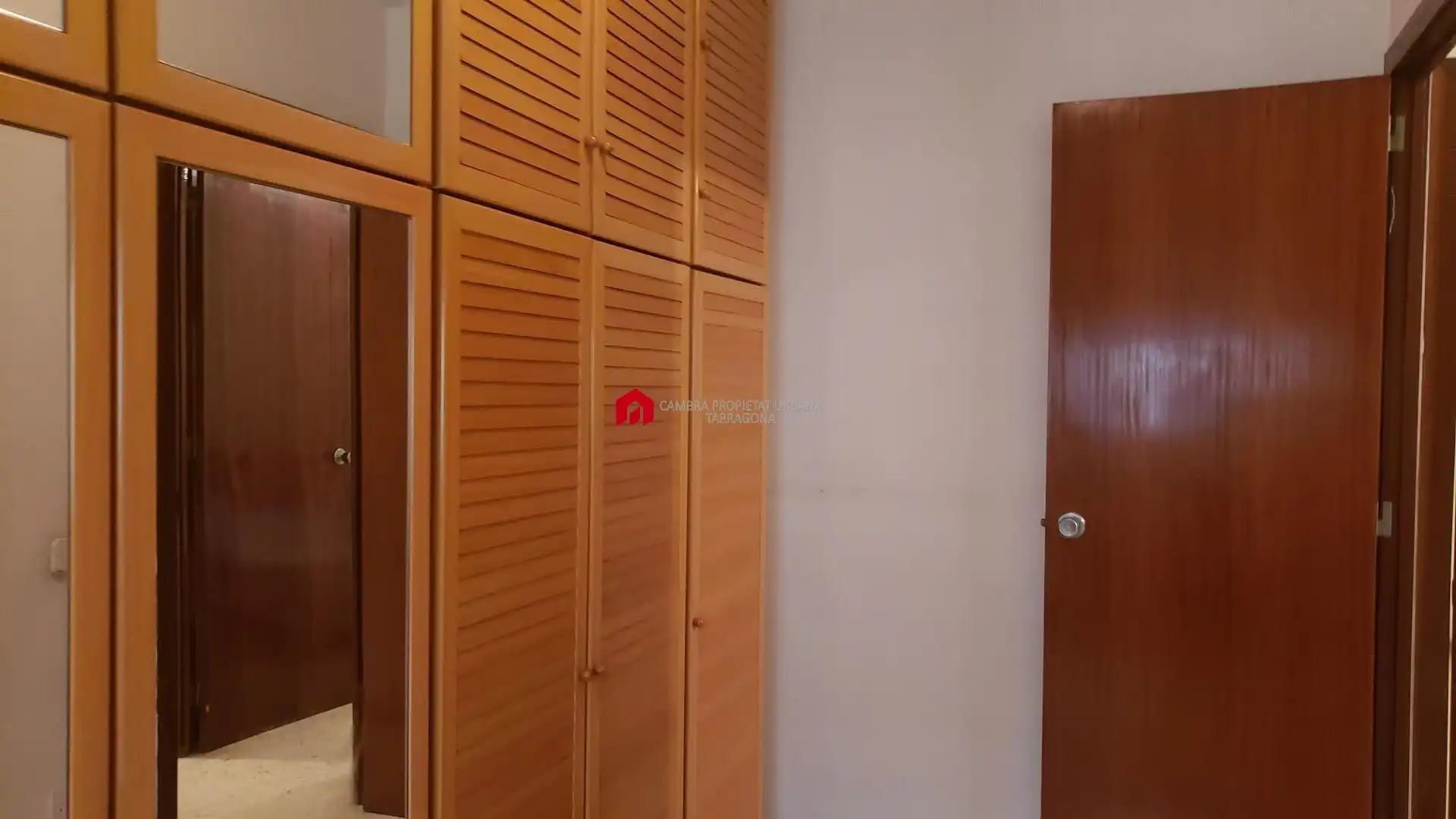 Dormitori de Pis en venda en Tarragona amb Calefacció, Terrassa i Balcó