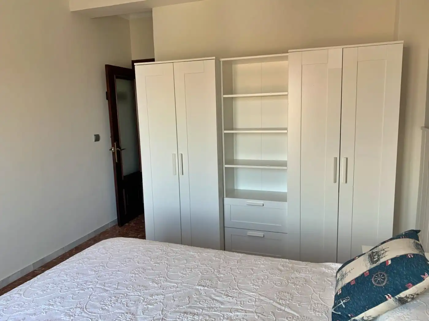 Habitación de Piso de alquiler en Málaga con Aire acondicionado, Calefacción y Amueblado