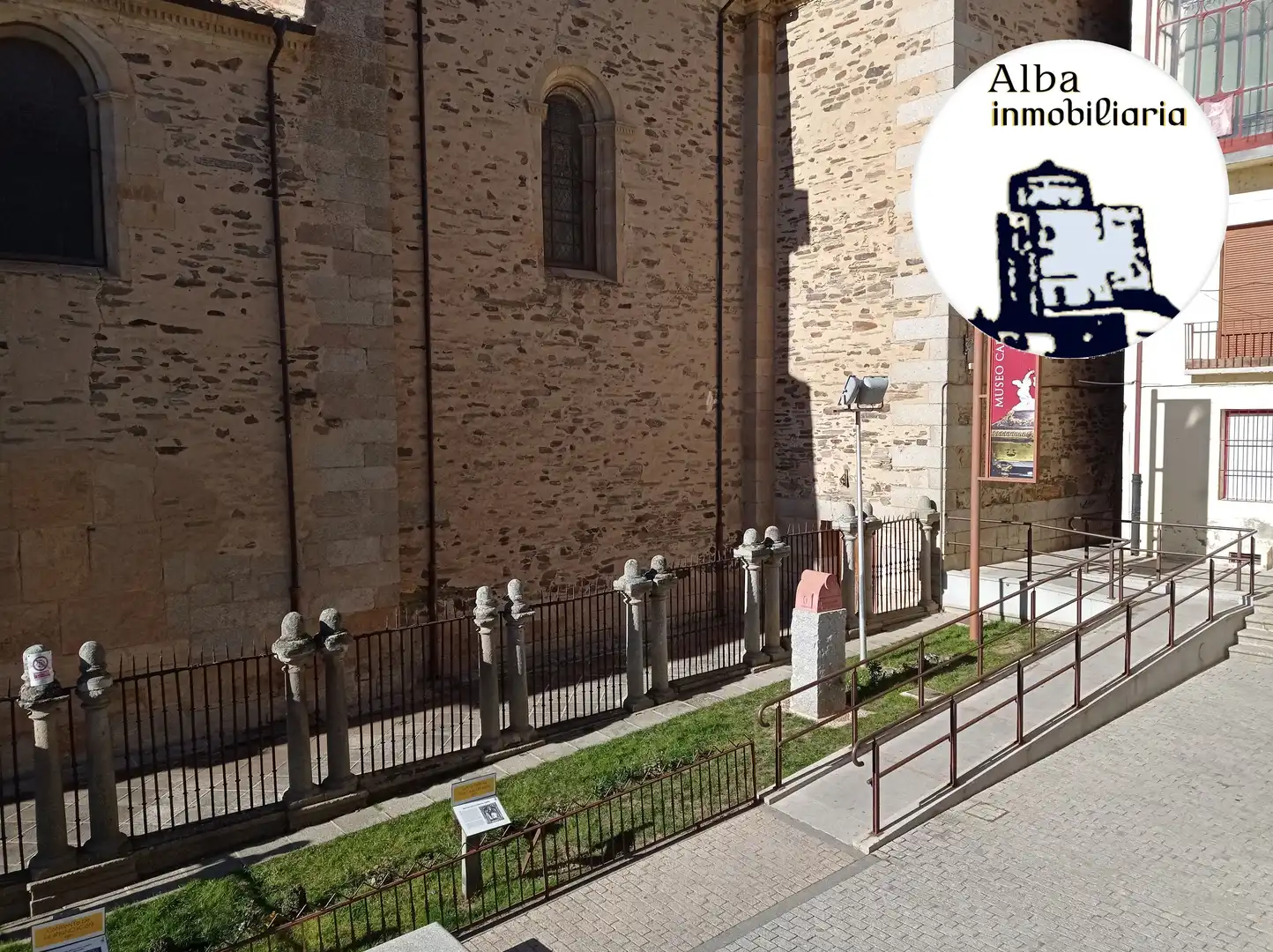 Mixt residencial en venda a Plaza Santa Teresa 1, imagen 6