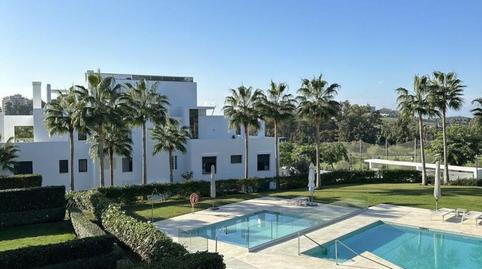 Foto 2 de Apartament de lloguer a Benatalaya, Estepona