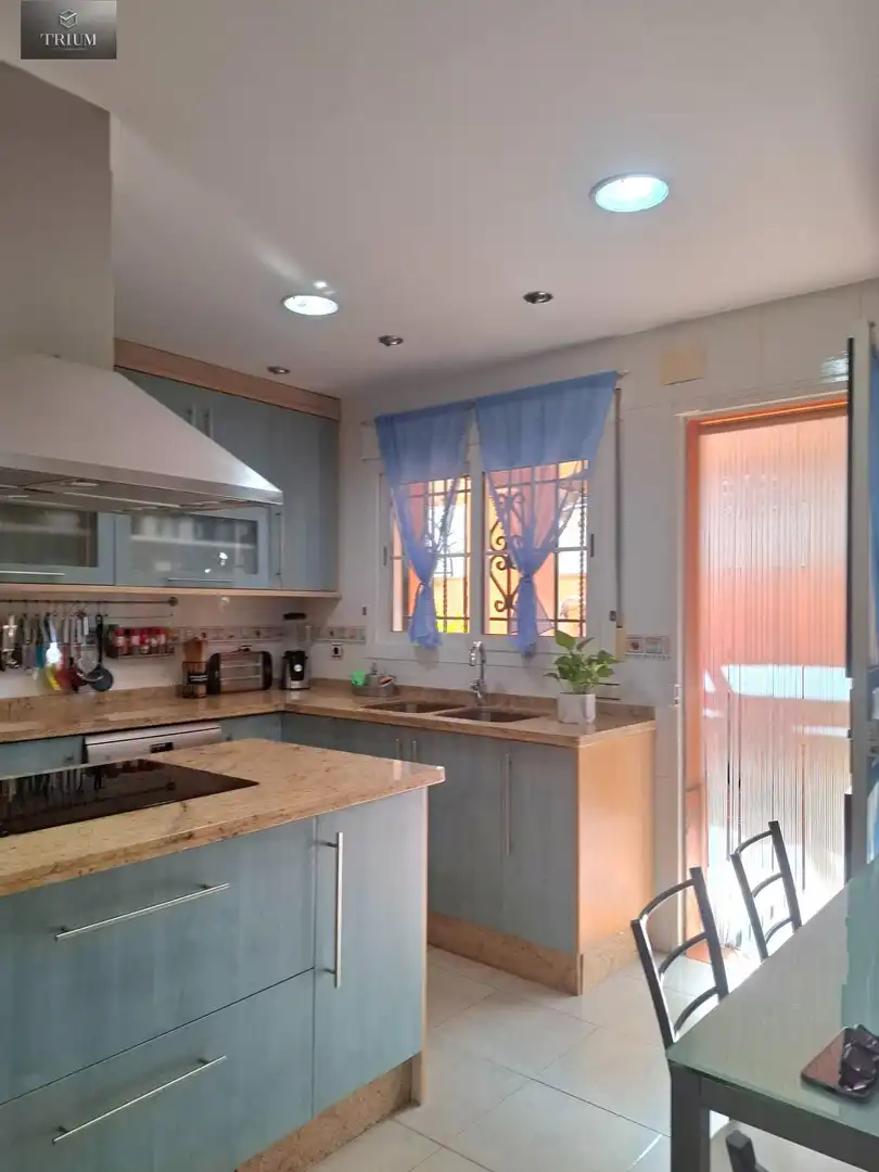 Villa avec terrasse à vendre à Genil, imagen 38