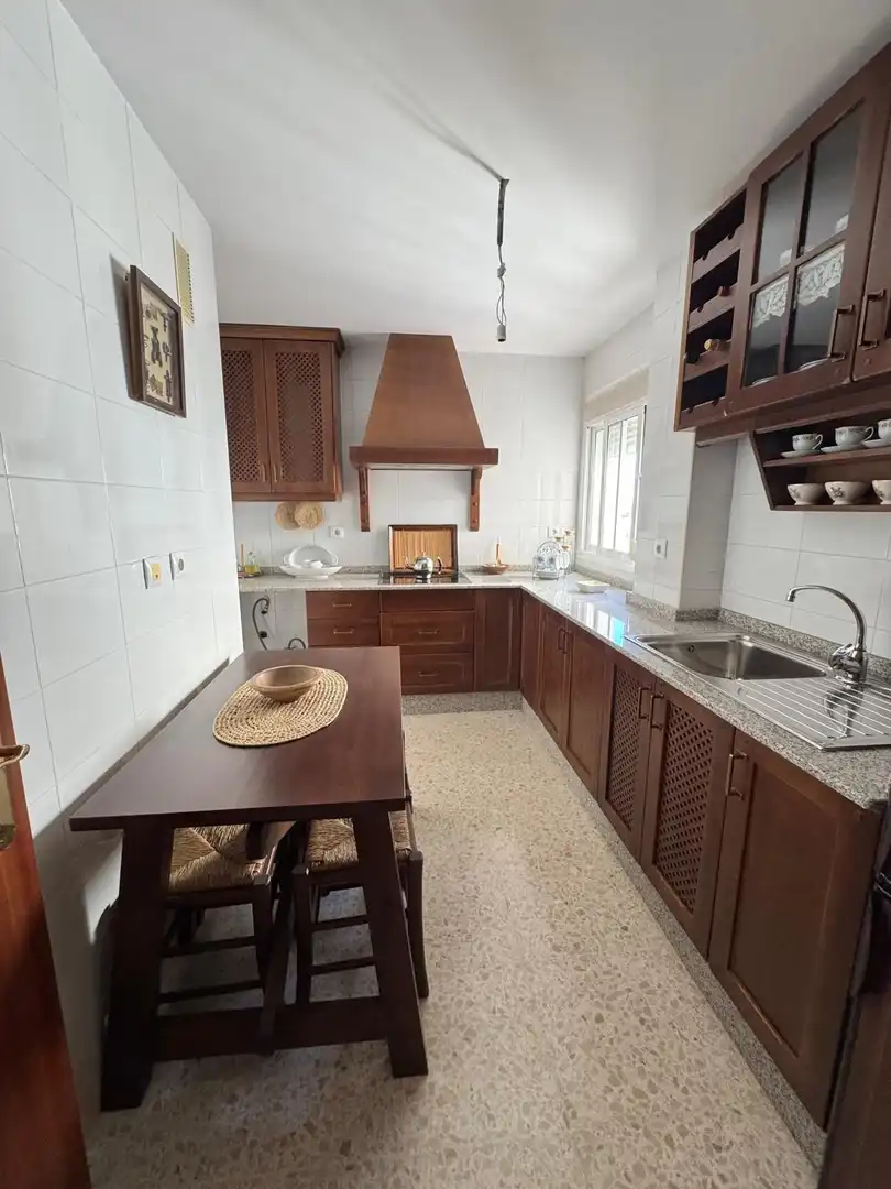 Cuina de Pis en venda en Medina Sidonia amb Traster i Moblat