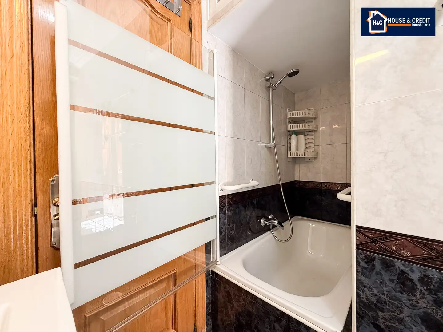 Baño de Piso en venta en Madrid con Aire acondicionado, Calefacción y Terraza