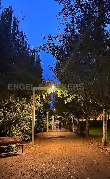 Außenansicht von Gebäude zum Verkauf in Sant Cugat del Vallès