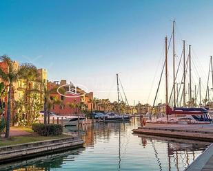 Vista exterior de Pis en venda en Sotogrande amb Terrassa