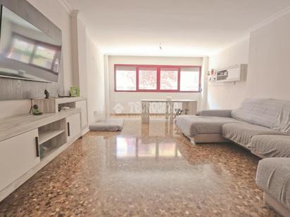 Sala d'estar de Pis en venda en Sagunto / Sagunt amb Aire condicionat i Terrassa
