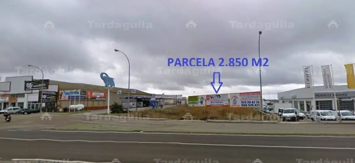 Industrial land for sale in Villares de la Reina, imagen 2