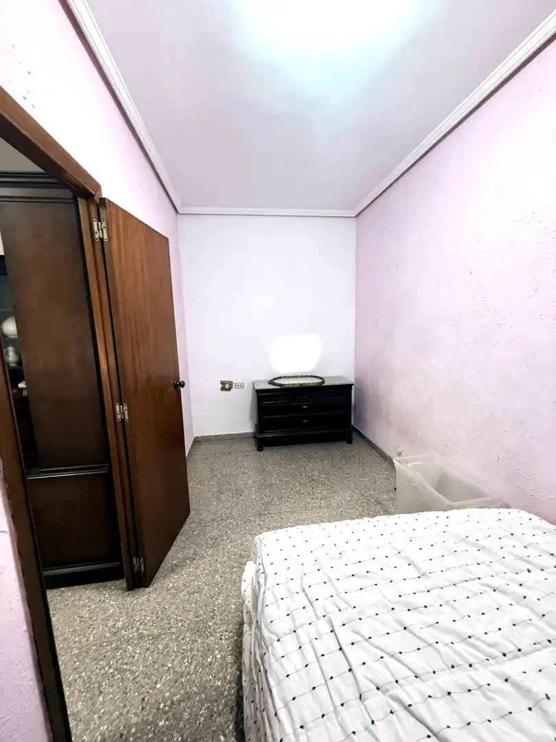 Dormitori de Apartament en venda en Camí Reial 