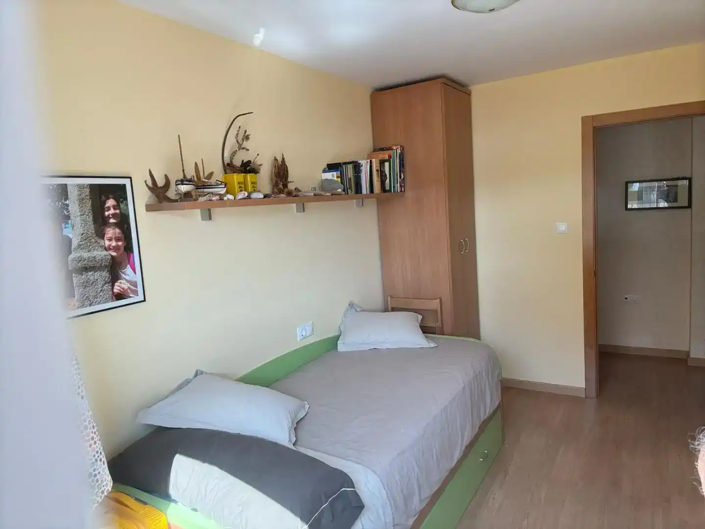 Habitación de Piso en venta en Corcubión con Parquet y Amueblado