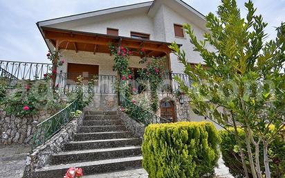 Außenansicht von Haus oder Chalet zum verkauf in Laguna de Duero mit Heizung, Privatgarten und Gemeinschaftspool